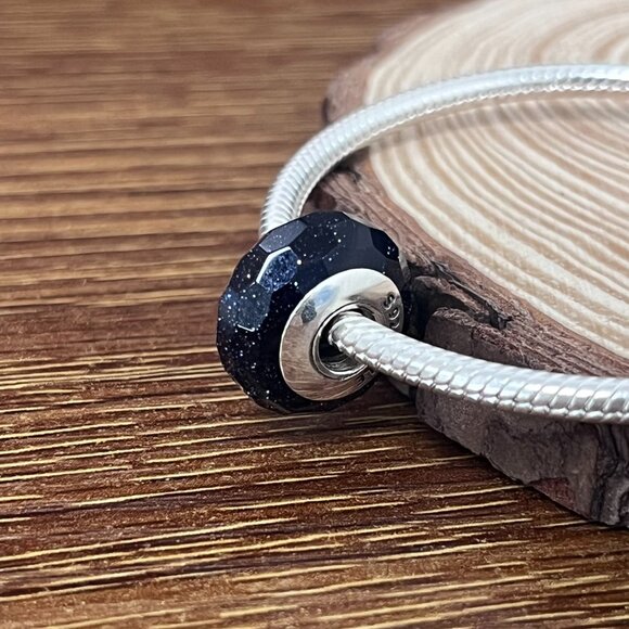 Murano Glass Fascinating Black Shimmer Bead Charm - Picture 2 of 6